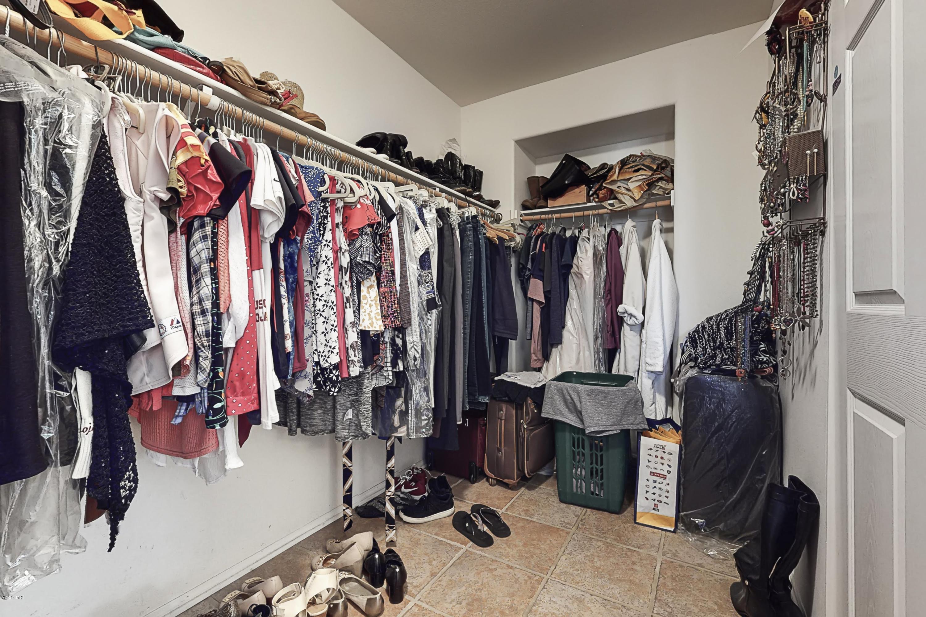 2248 Rudolph Drive Simi Valley, CA 93065 - Photo 64 of 78 2248-Rudolph-Dr-Simi-Valley-CA-93065-Uni