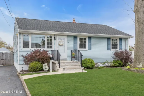 $425,000 | 30 Brown Avenue, Hazlet, NJ 07730