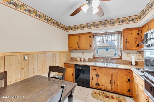 $425,000 | 30 Brown Avenue, Hazlet, NJ 07730