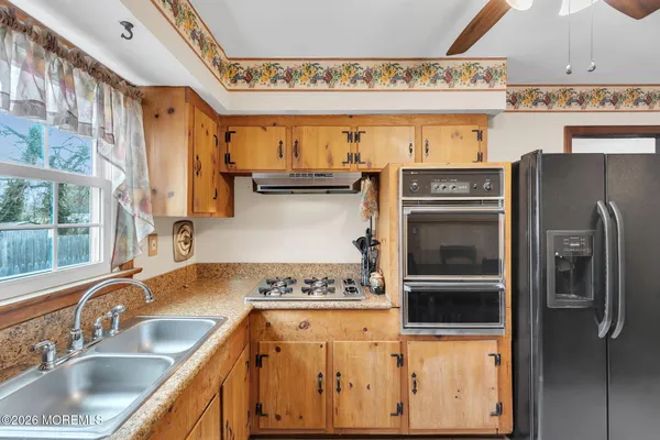 $425,000 | 30 Brown Avenue, Hazlet, NJ 07730