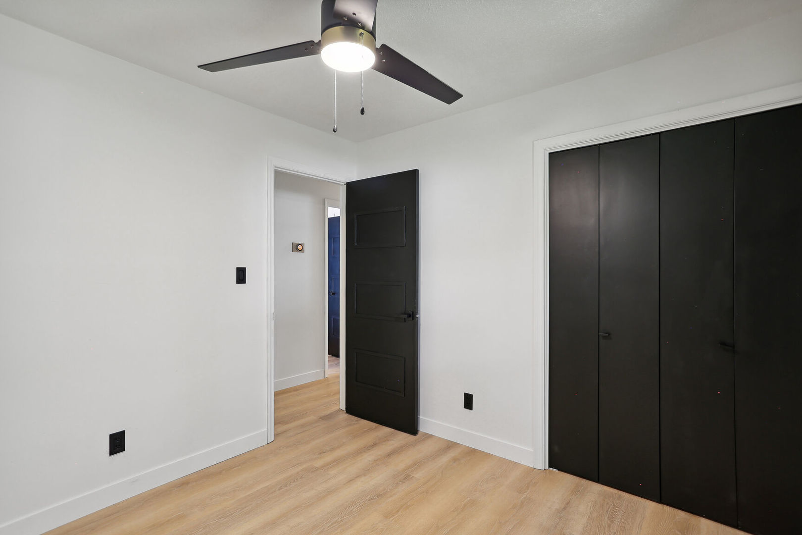 1817 Sadler Drive Champaign, IL 61821 - Photo 18 of 29 an empty room with closet area