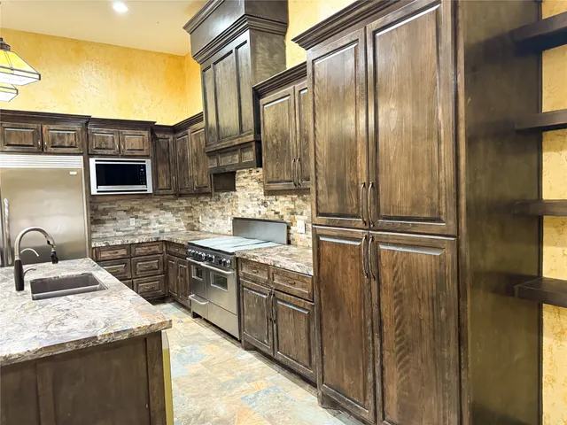 $3,225 | 12250 Charlotte Drive, Lumberton, TX 77657