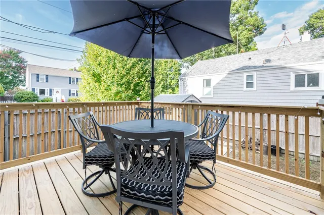 $450,000 | 108 Fern Street, Warwick, RI 02889