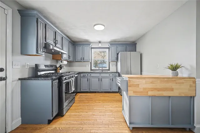 $450,000 | 108 Fern Street, Warwick, RI 02889