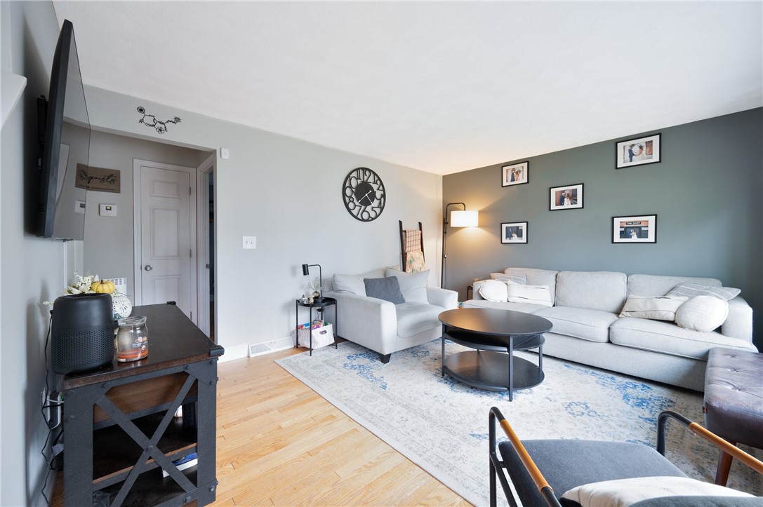 108 Fern Street Warwick, RI 02889 - Photo 8 of 26