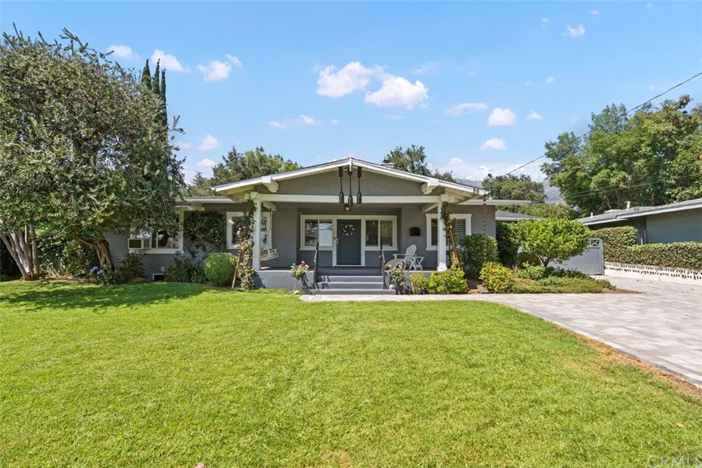 55 West Altadena Drive, Altadena, CA 91001 Compass