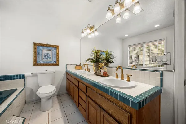 $1,150,000 | 9315 Parrot Avenue, Downey, CA 90240