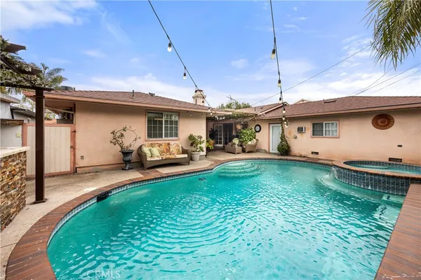 $1,150,000 | 9315 Parrot Avenue, Downey, CA 90240