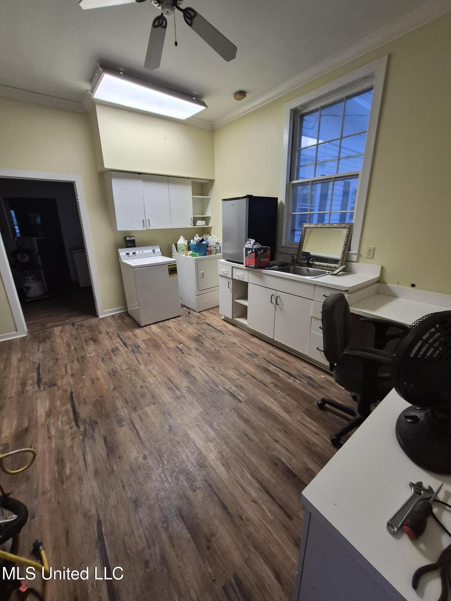 401 East First Street Forest, MS 39074 - Photo 18 of 25 8204