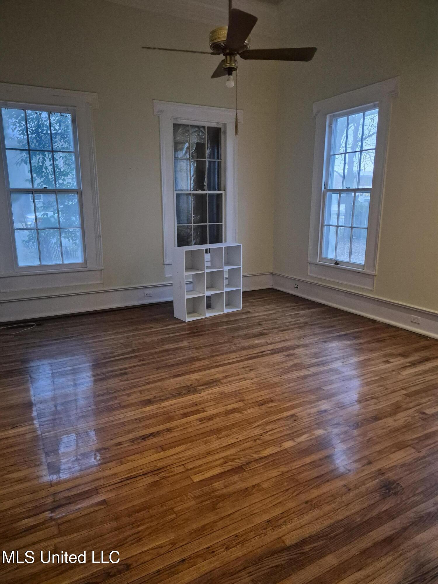 401 East First Street Forest, MS 39074 - Photo 8 of 25 8185