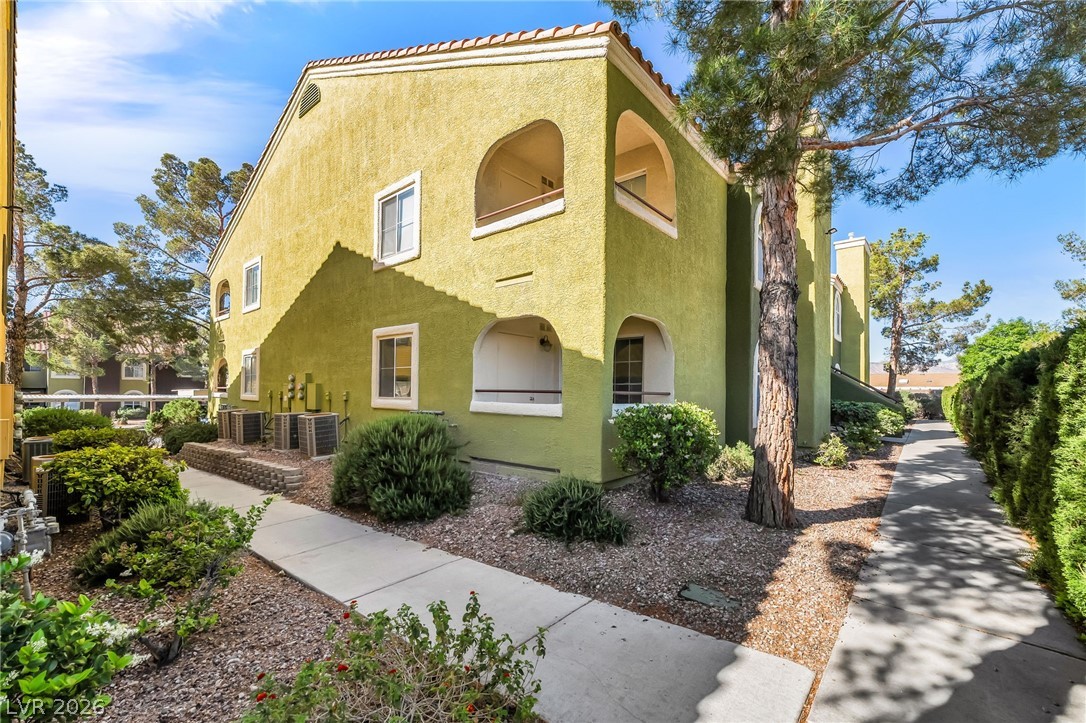 7950 West Flamingo Road, Unit 1087 Las Vegas, NV 89147 - Photo 2 of 37