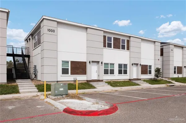 $1,250 | 901 East Yuma Avenue, Unit 1001, McAllen, TX 78503