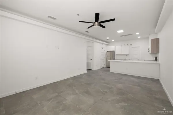 $1,250 | 901 East Yuma Avenue, Unit 1001, McAllen, TX 78503