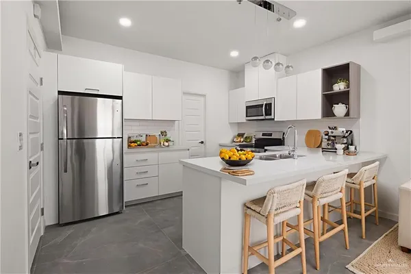 $1,250 | 901 East Yuma Avenue, Unit 1001, McAllen, TX 78503