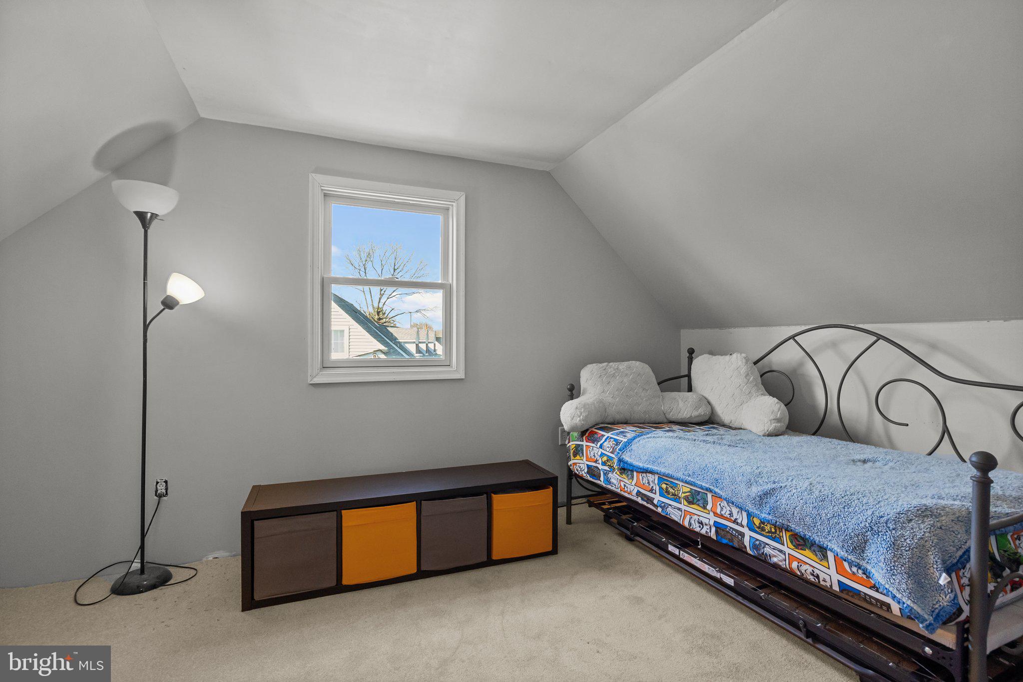 25 Queens Bridge Road Levittown, PA 19057 - Photo 13 of 22 Gallery Image 13