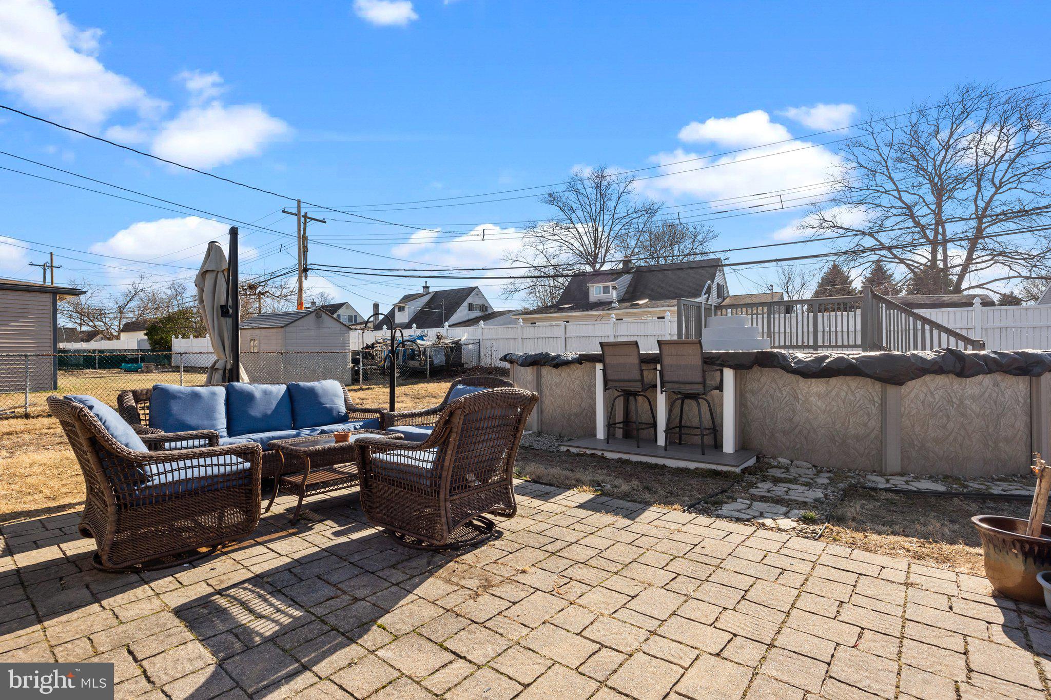 25 Queens Bridge Road Levittown, PA 19057 - Photo 17 of 22 Gallery Image 17