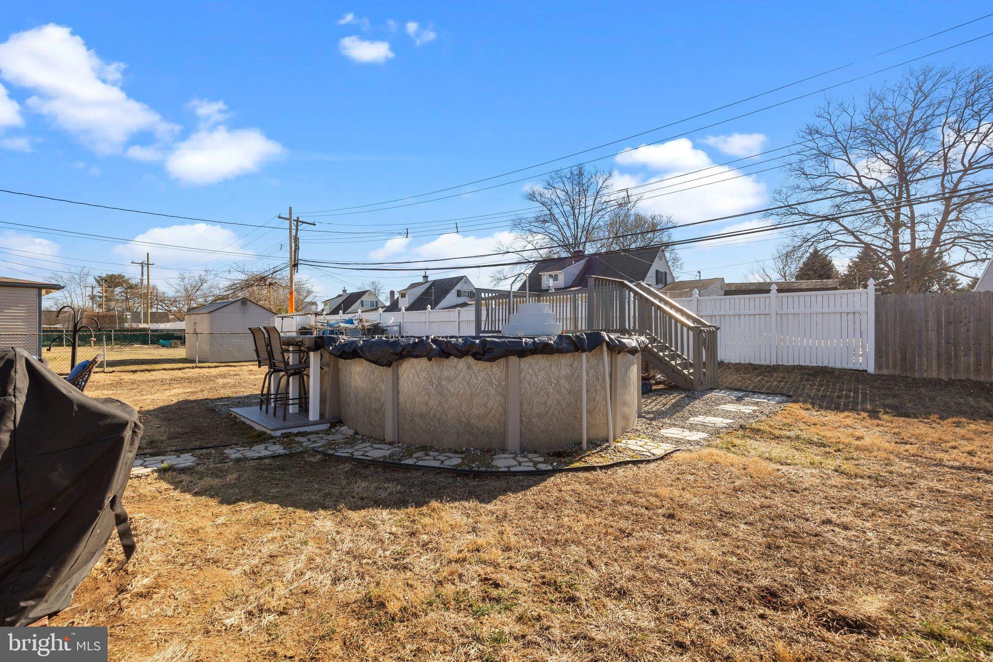 25 Queens Bridge Road Levittown, PA 19057 - Photo 19 of 22 Gallery Image 19
