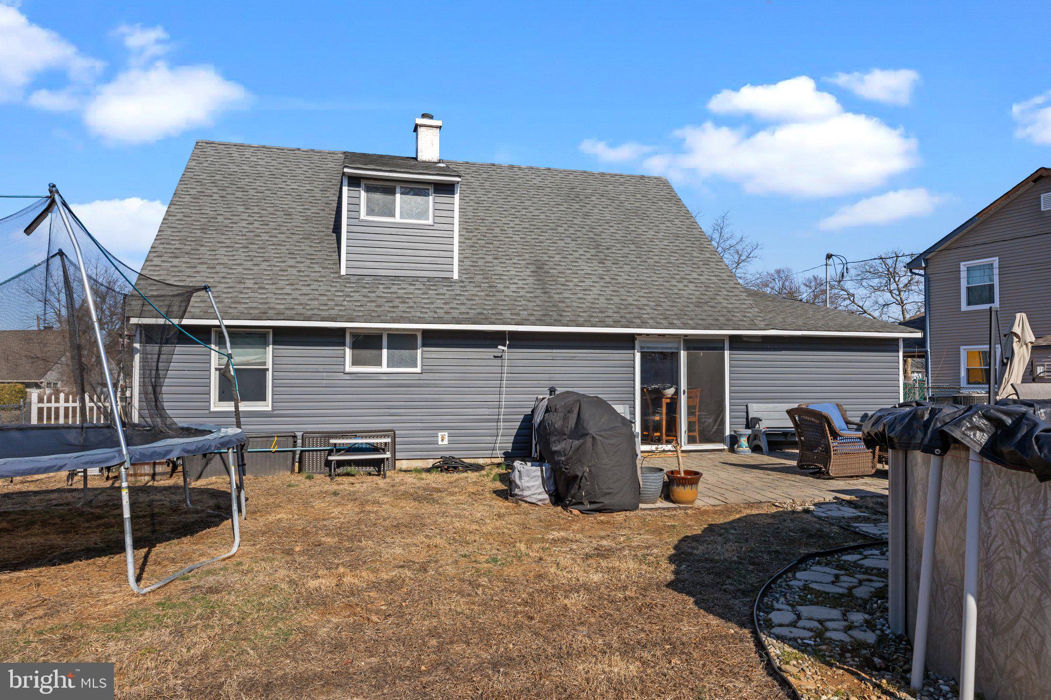 25 Queens Bridge Road Levittown, PA 19057 - Photo 20 of 22 Gallery Image 20