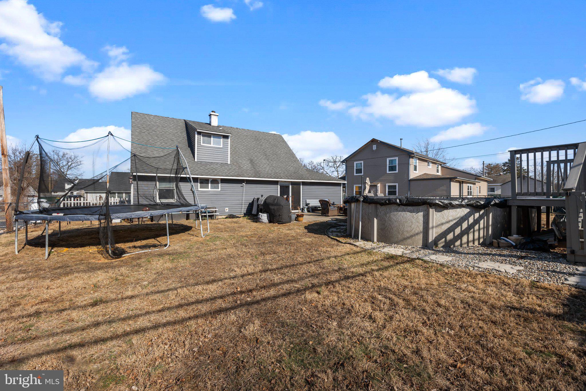25 Queens Bridge Road Levittown, PA 19057 - Photo 21 of 22 Gallery Image 21