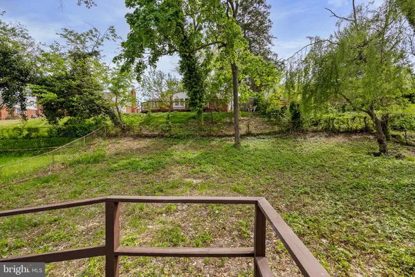 $439,999 | 6907 Kipling Parkway, District Heights, MD 20747