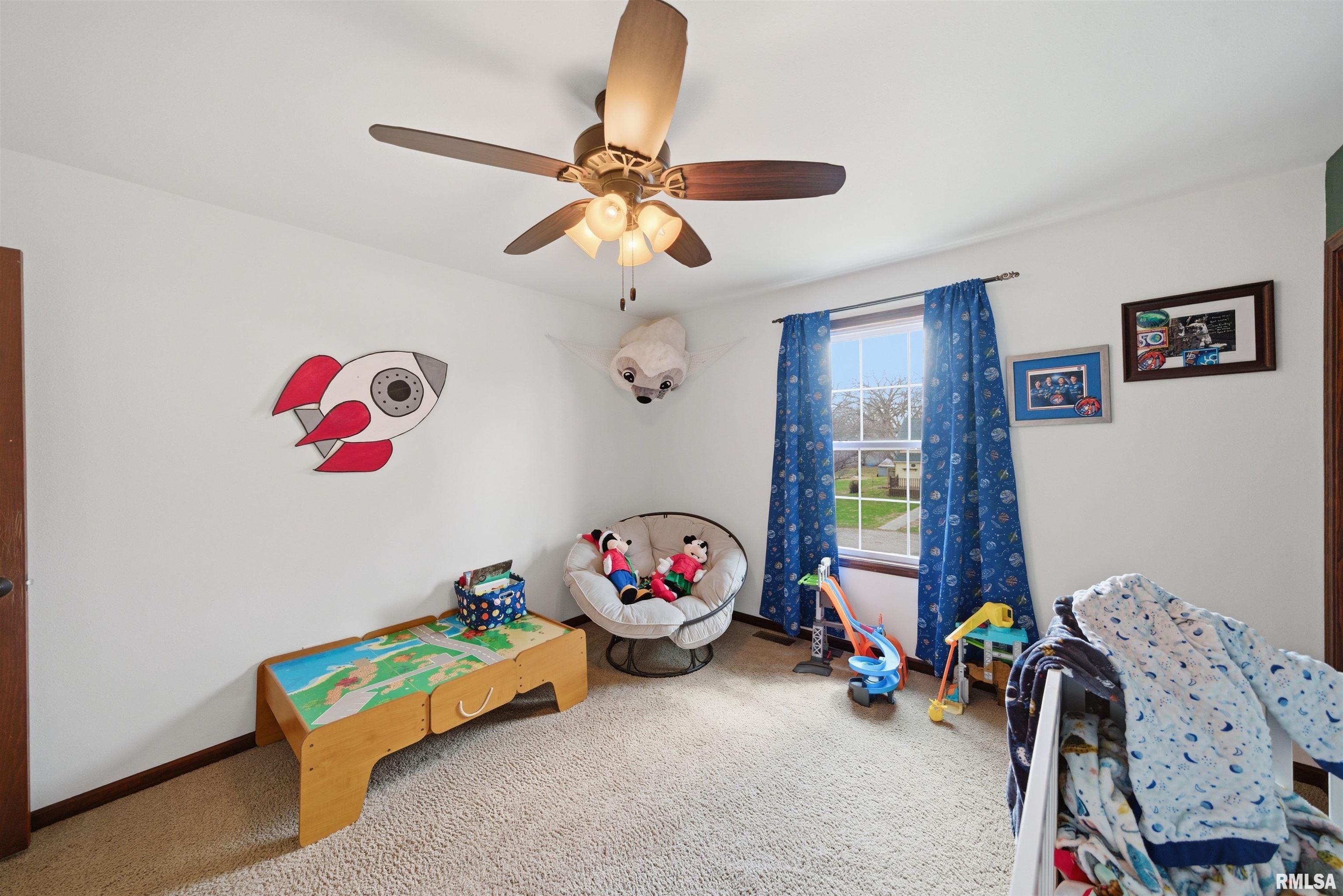 105 East Clinton Street Toulon, IL 61483 - Photo 23 of 28
