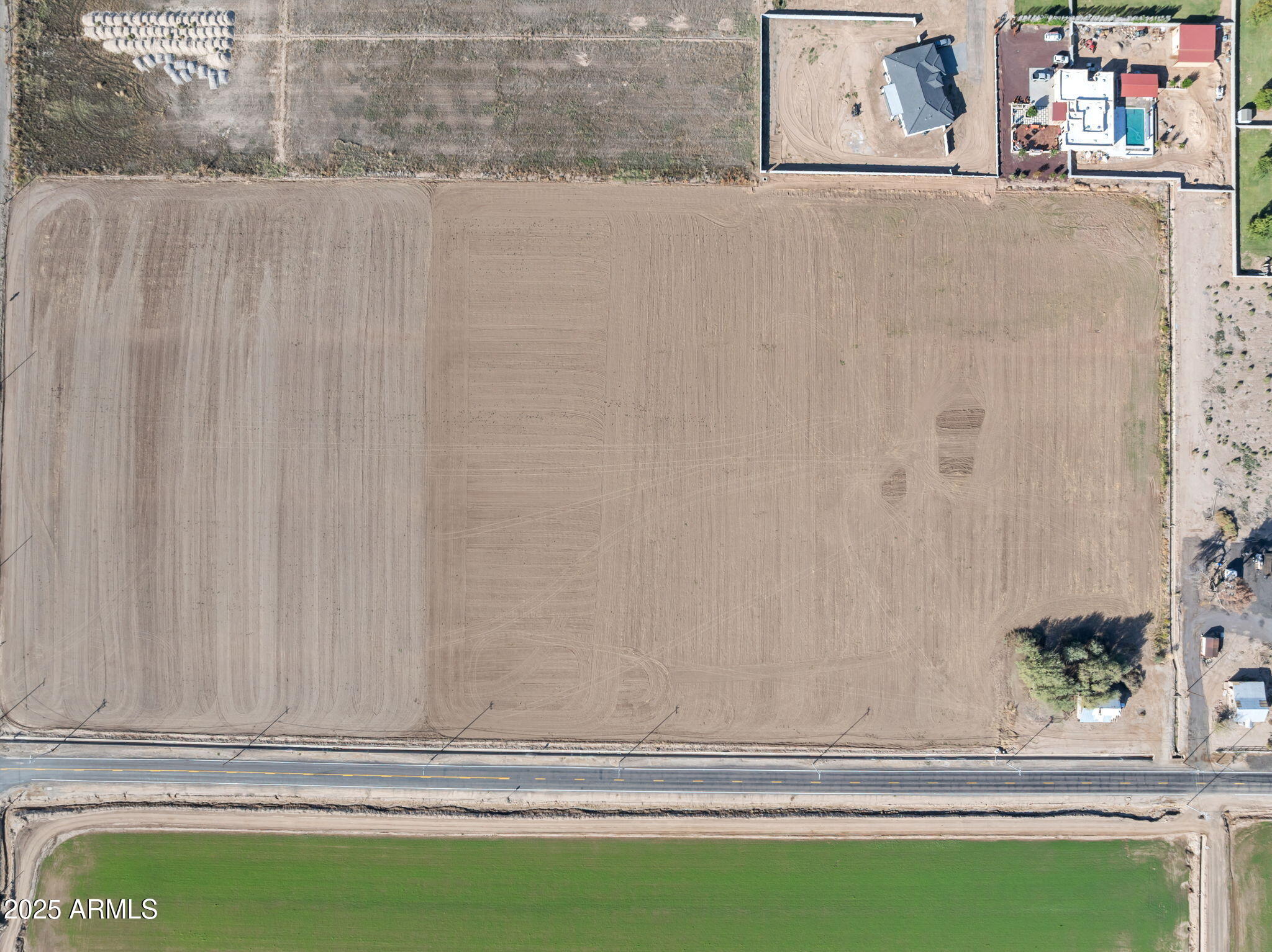 712 South X S Dean Road, Unit 1 Buckeye, AZ 85326 - Photo 7 of 14 a view of a door