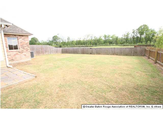 10818 Springtree Avenue Baton Rouge, LA 70810 - Photo 13 of 19 Gallery Image 13