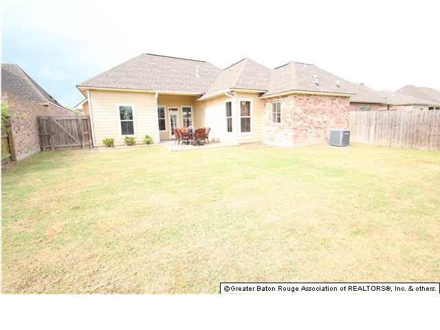 10818 Springtree Avenue Baton Rouge, LA 70810 - Photo 15 of 19 Gallery Image 15