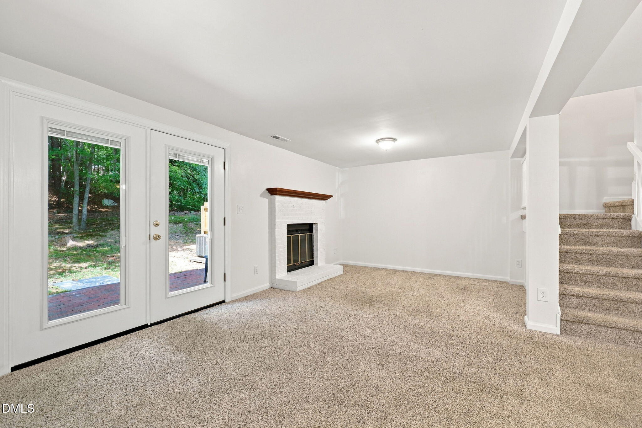 7815 Stephanie Lane Raleigh, NC 27615 - Photo 5 of 25 14-web-or-mls-IMG_2461