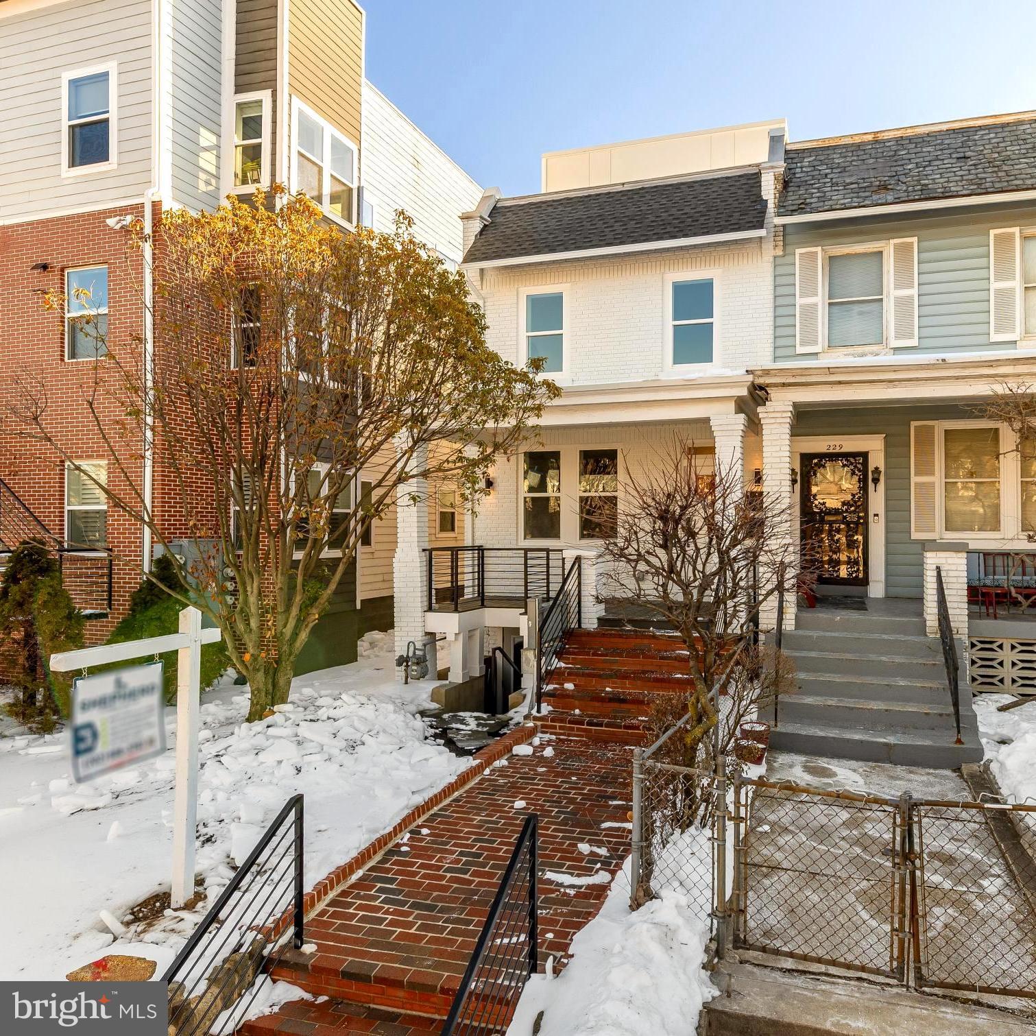 231 S Street Northeast, Unit 2 Washington, DC 20002 - Photo 2 of 38