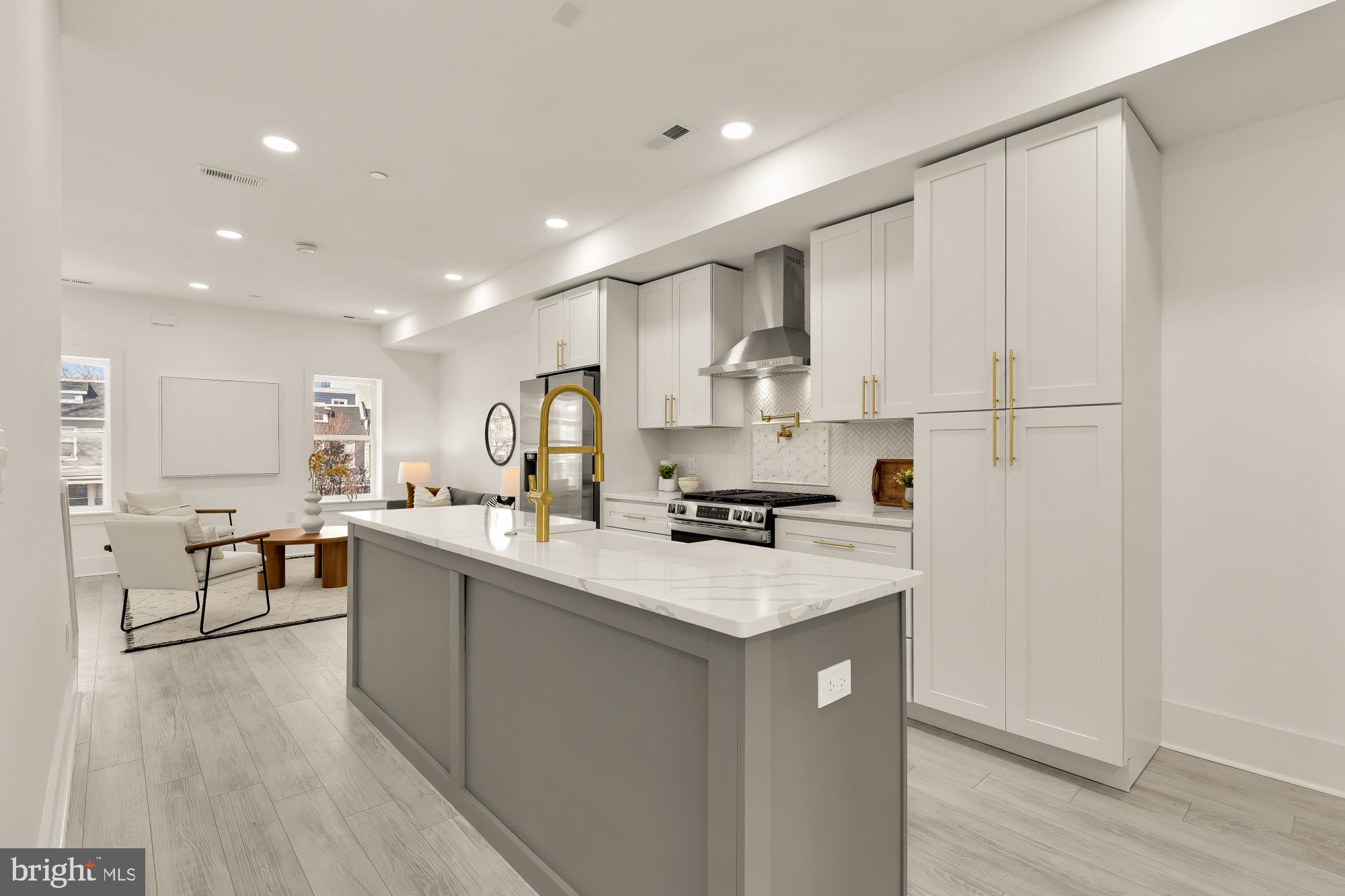 231 S Street Northeast, Unit 2 Washington, DC 20002 - Photo 6 of 38