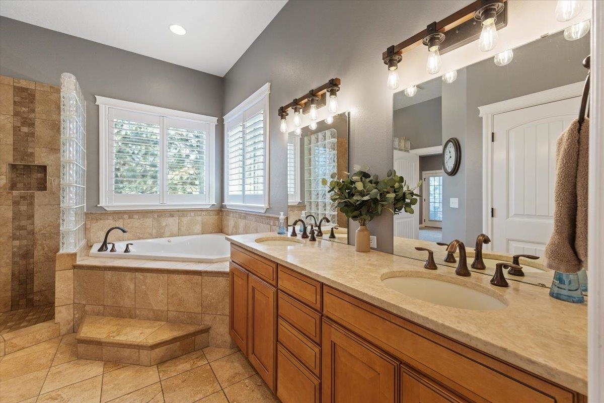 7105 South Saddle Ridge Road Spokane Valley, WA 99016 - Photo 21 of 49