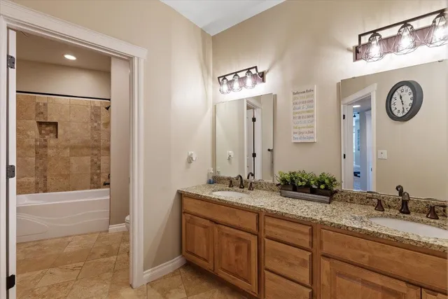 $1,040,000 | 7105 South Saddle Ridge Road, Spokane Valley, WA 99016