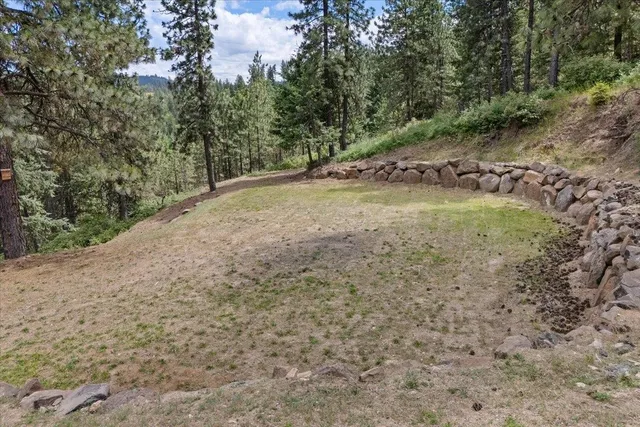$1,040,000 | 7105 South Saddle Ridge Road, Spokane Valley, WA 99016