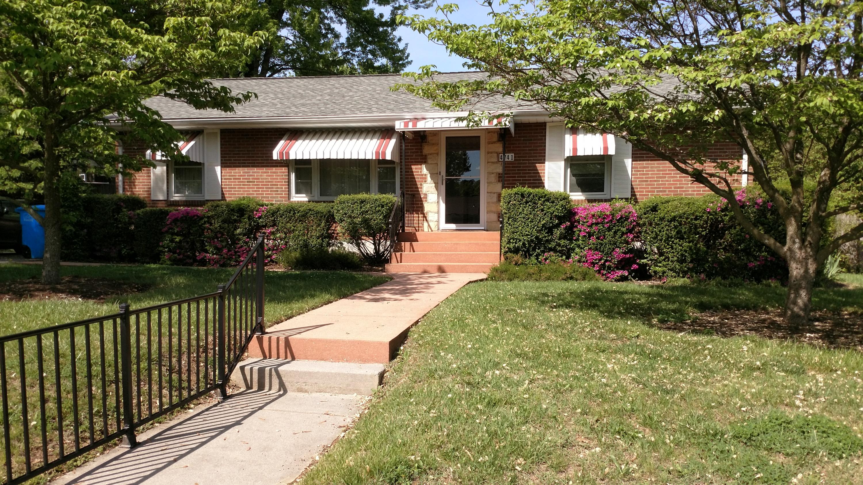 4741 Showalter Road Northwest Roanoke, VA 24017 - Photo 1 of 37 Front