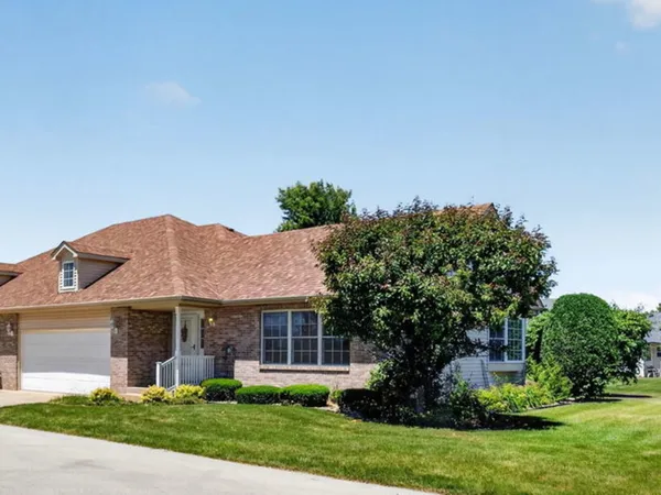 $265,000 | 68 Oregon Trail, Coal City, IL 60416