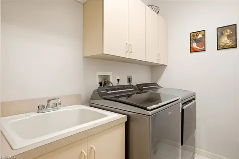 $1,350,000 | 10815 Phoenix Way, Naples, FL 34119