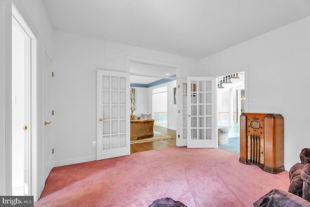 735 Hartford Road Moorestown, NJ 08057 - Photo 23 of 36 Bedroom w Bathroom Suite, 1st Floor