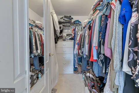 $415,000 | 6612 Netties Lane, Unit 26L, Alexandria, VA 22315