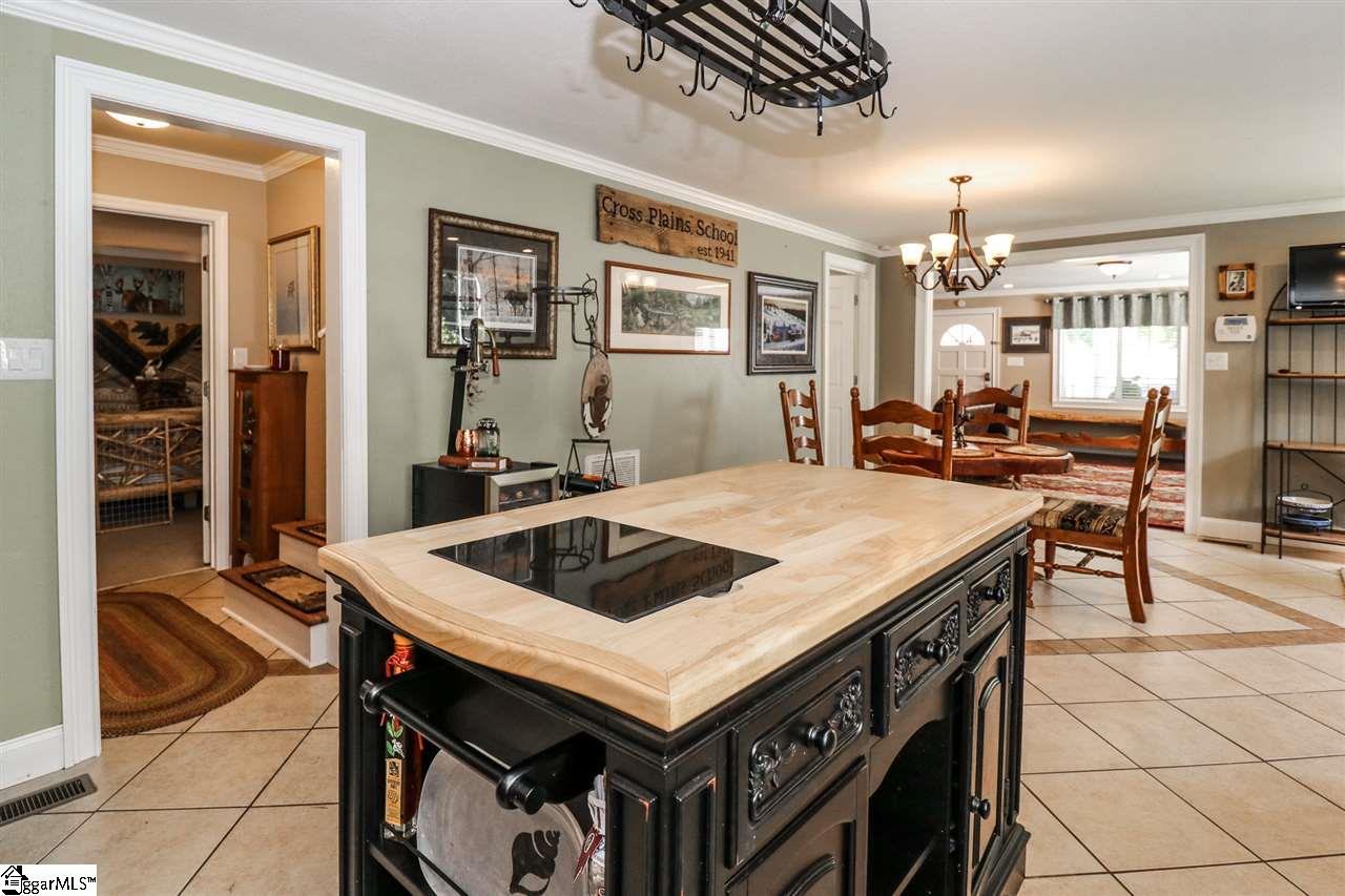 1231 Chinquapin Road Travelers Rest, SC 29690 - Photo 12 of 36 Gallery Image 12