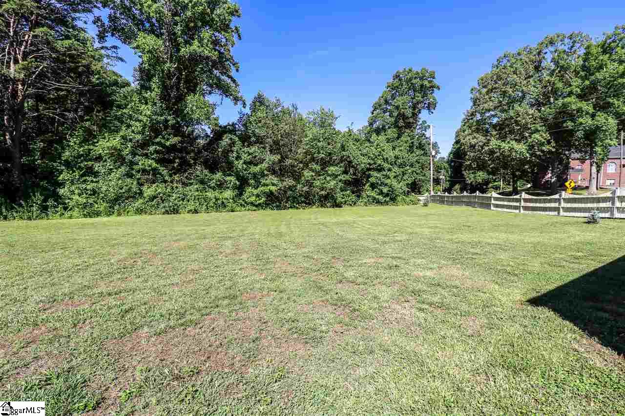 1231 Chinquapin Road Travelers Rest, SC 29690 - Photo 32 of 36 Gallery Image 32