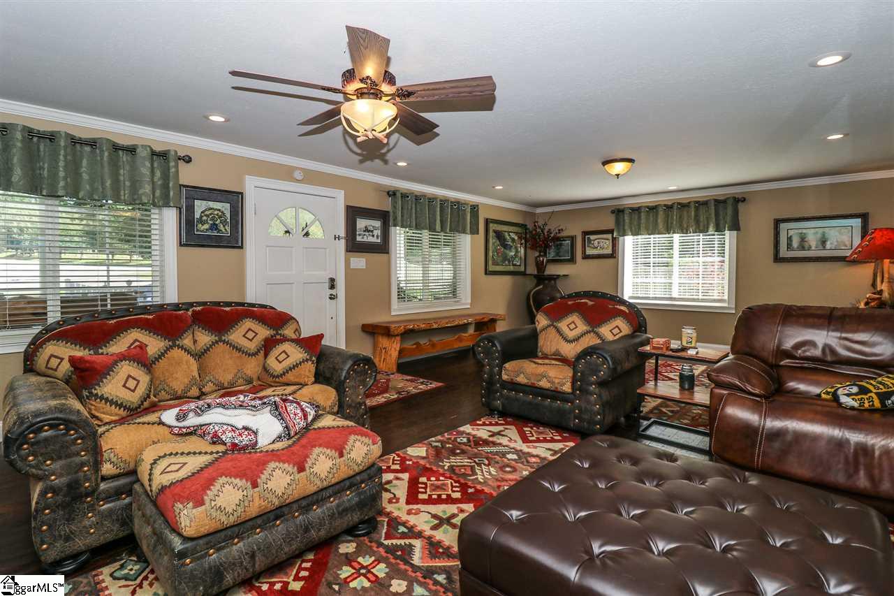1231 Chinquapin Road Travelers Rest, SC 29690 - Photo 6 of 36 Gallery Image 6