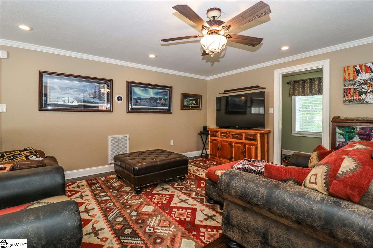 1231 Chinquapin Road Travelers Rest, SC 29690 - Photo 8 of 36 Gallery Image 8