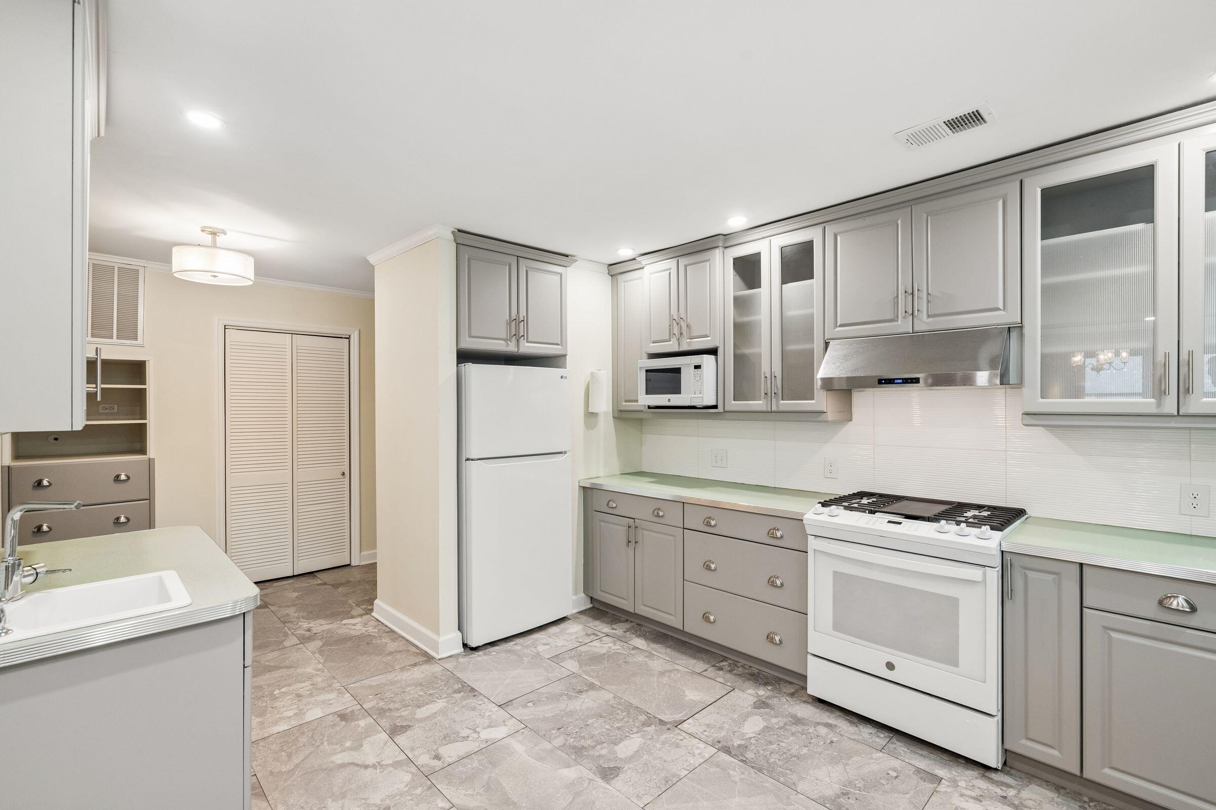 3255 Edenvale Road Johns Island, SC 29455 - Photo 16 of 78 3255EdenvaleRd-KeenEyeMarketing-019