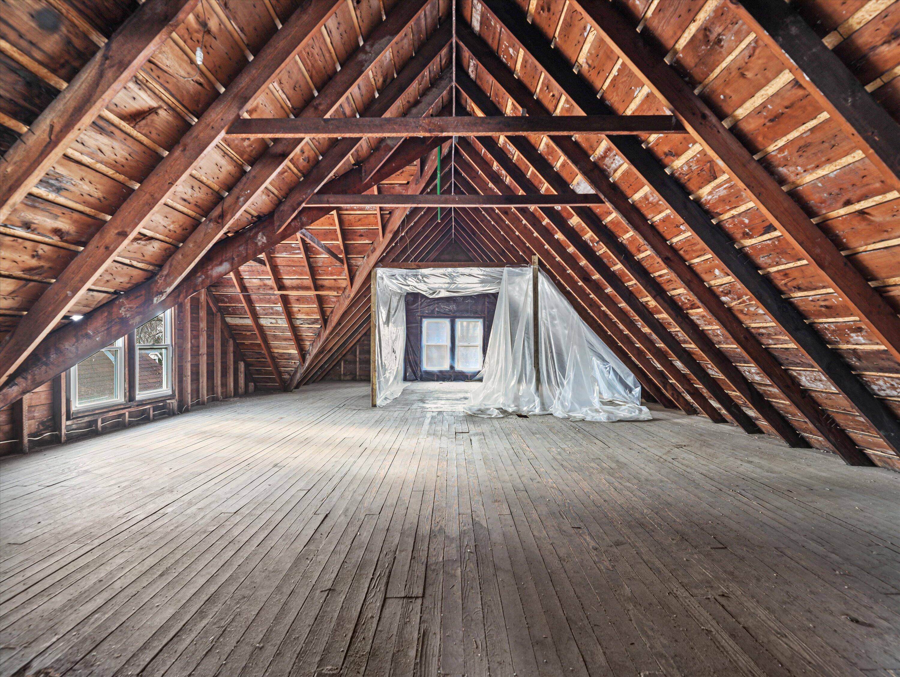 944 North 37th Street, Unit 946 Milwaukee, WI 53208 - Photo 14 of 16 4-IMG_3321