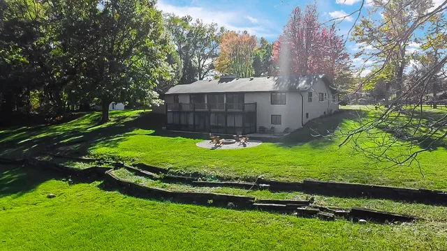 a view of a outdoor space