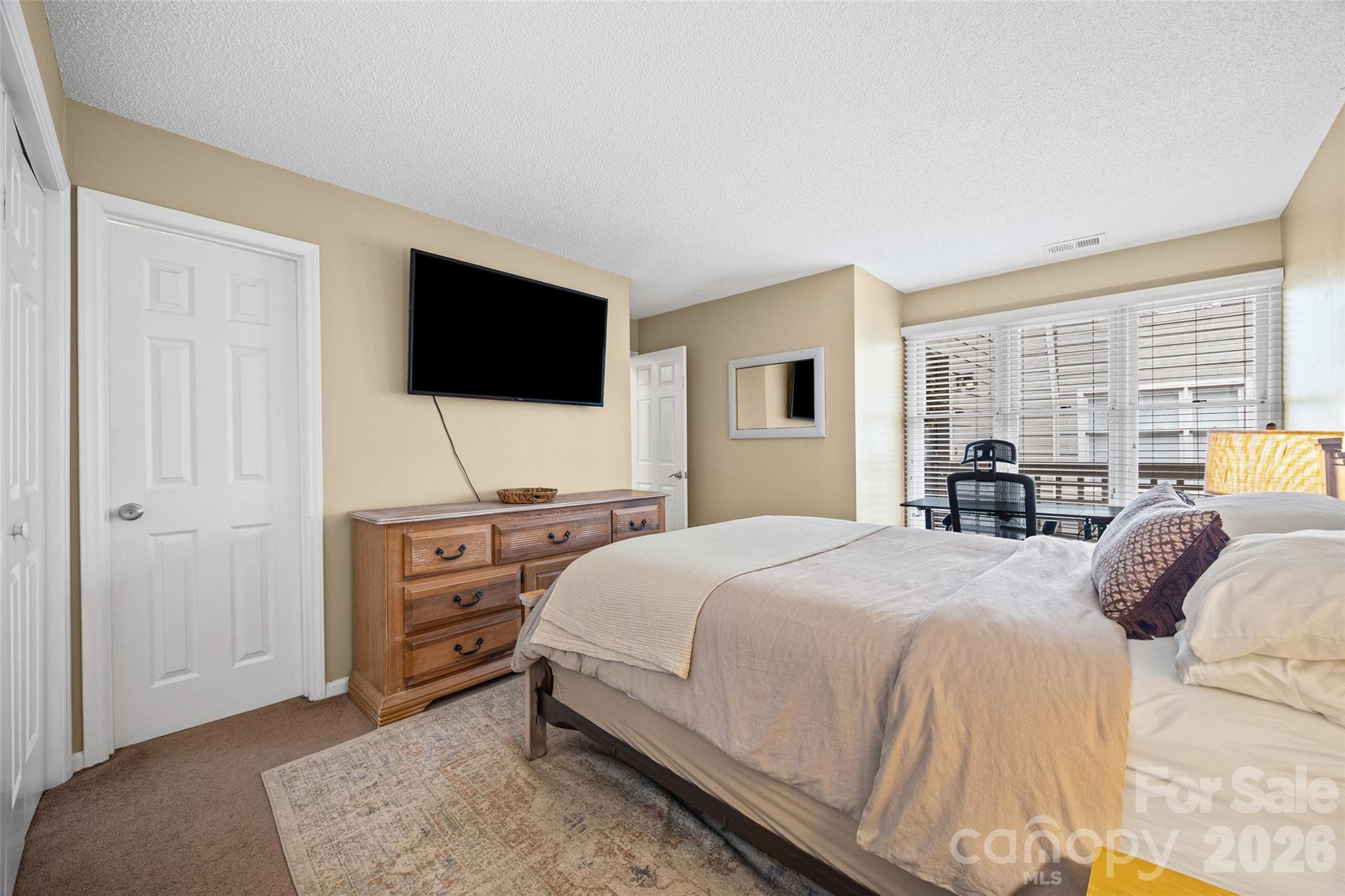 308 Queens Road, Unit 17 Charlotte, NC 28204 - Photo 15 of 25
