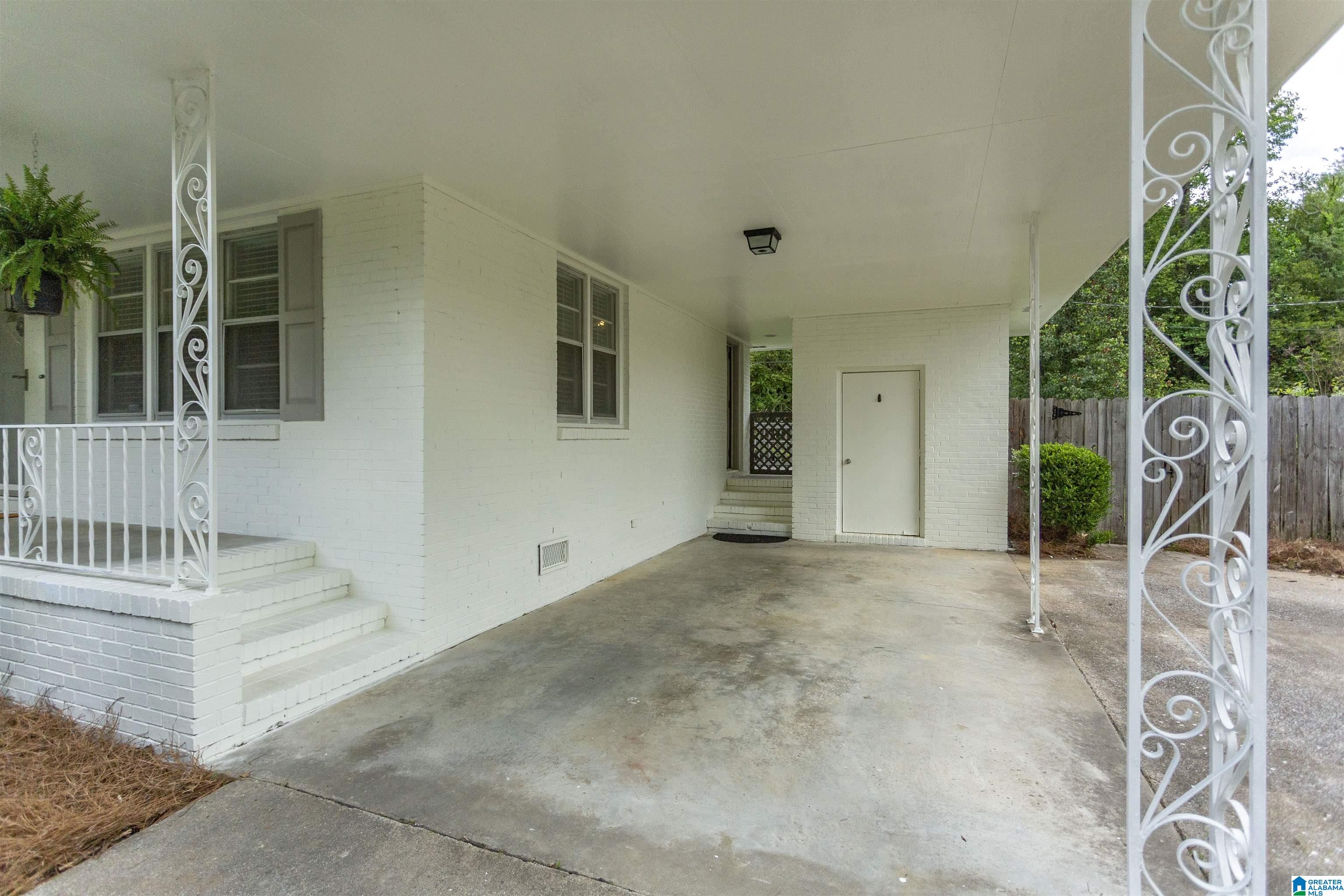 4021 Dolly Ridge Road Birmingham, AL 35243 - Photo 4 of 43