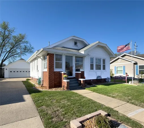 $189,900 | 805 West St Anthony Avenue, Effingham, IL 62401