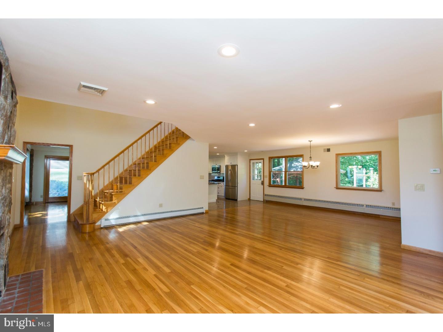 3867 Marsh Road Garnet Valley, PA 19060 - Photo 4 of 25 Great Room